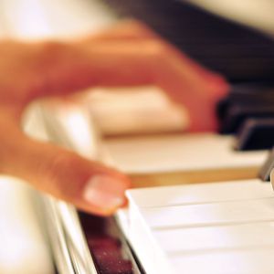 【乱子伦】国产精品
